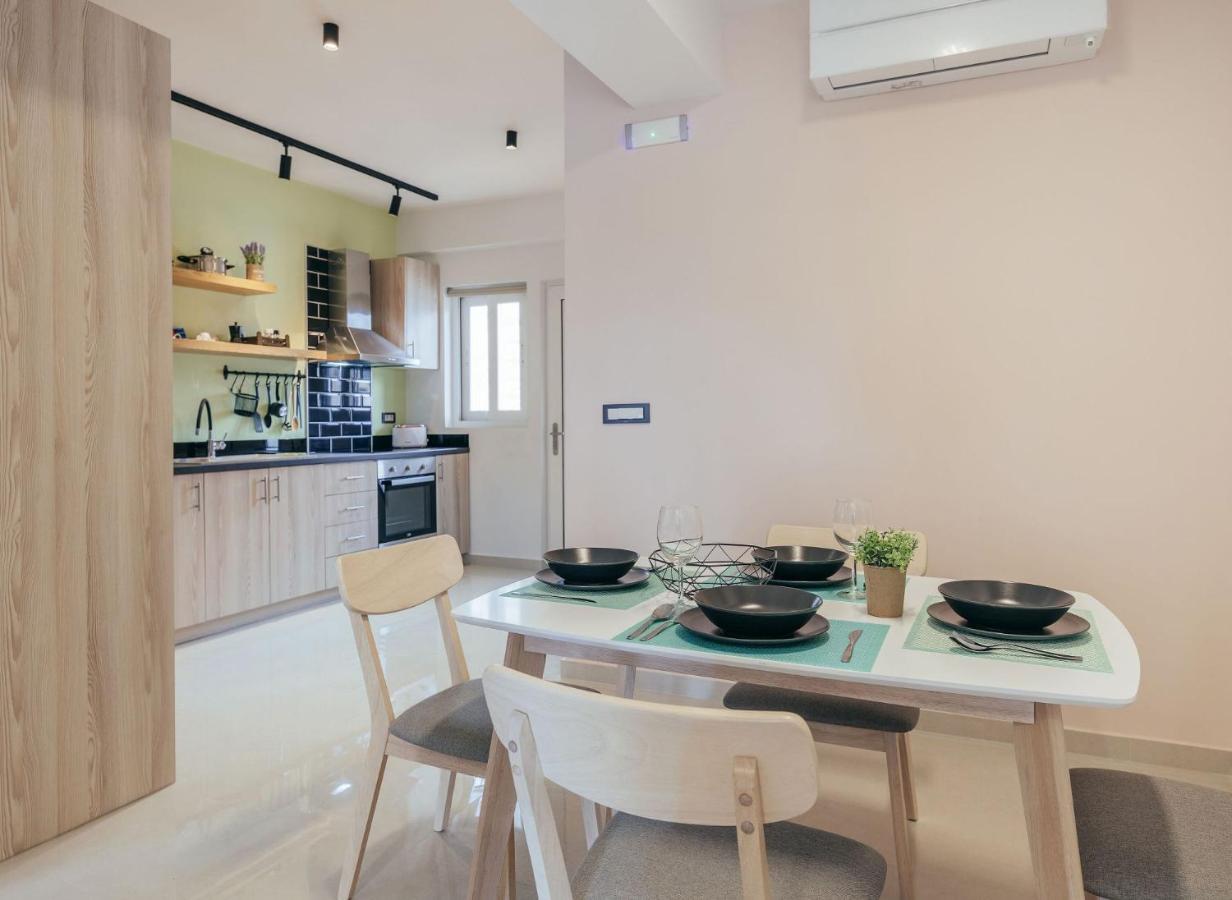 Corner45 Apartments In Kalamaki Center, By Zantewize 外观 照片